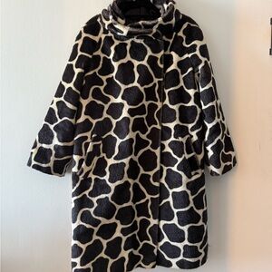1960s Giraffe Print Faux Fur coat